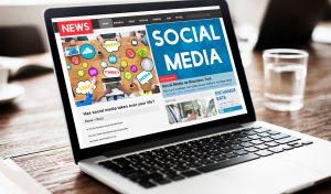 Read more about the article 10 Advantages of Digital Marketing for Small and  Mid-sized businesses