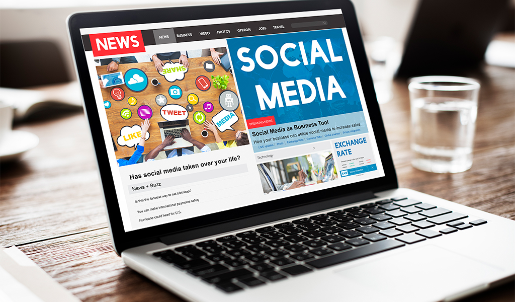 You are currently viewing 10 Advantages of Digital Marketing for Small and  Mid-sized businesses